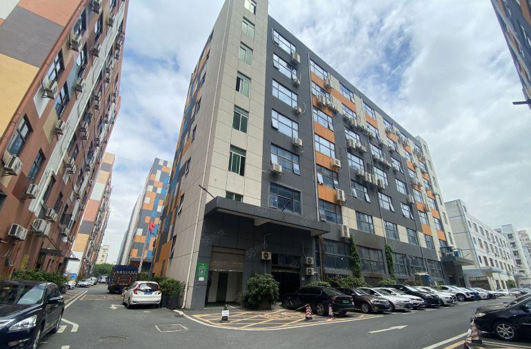 坂田雪象地铁站大型电商园空出300平方精装修办公仓库厂房出租