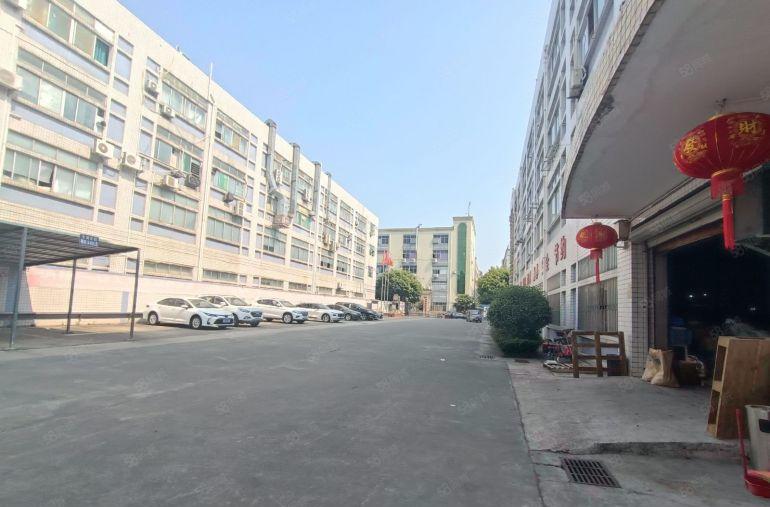 平湖华南城旁原房东1800平电商办公仓库厂房出租大小户型可选