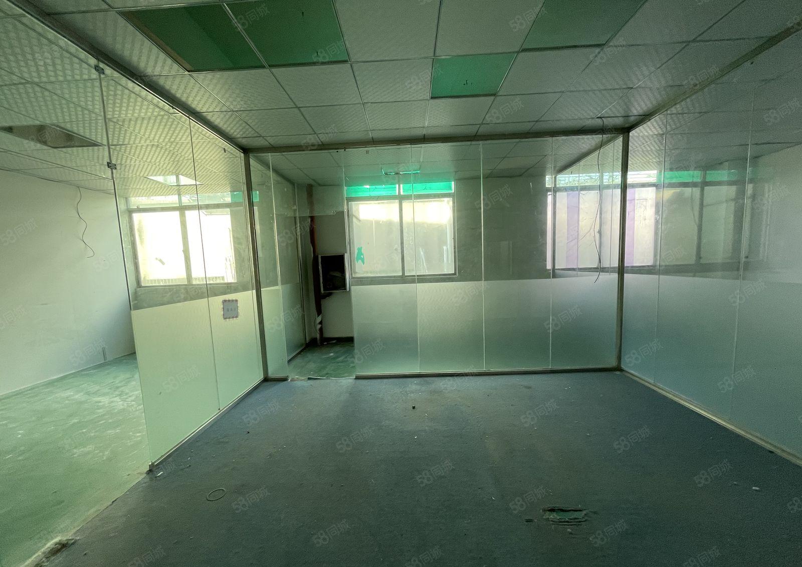 带装修地坪漆！龙岗中心城五联新出680平米厂房出租18元