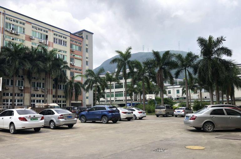 嶂背独院分租楼上1000平方带现成装修办公室仓库厂房出租