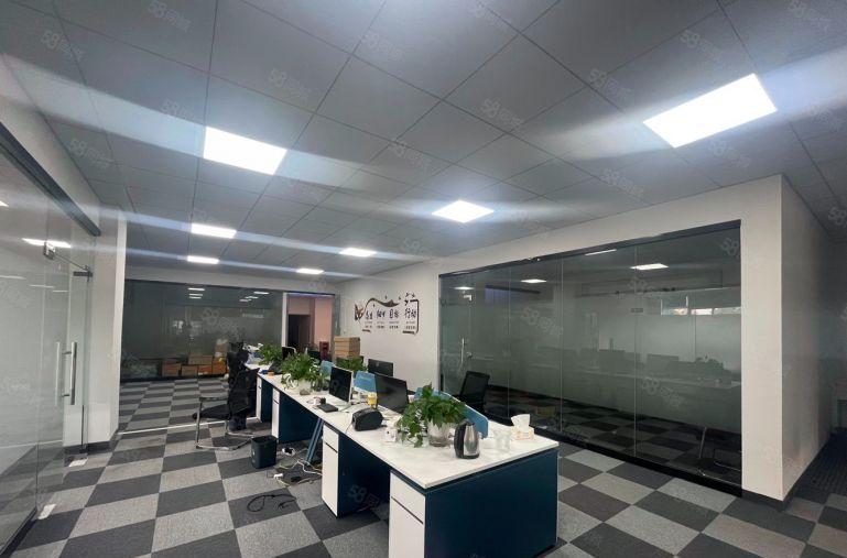 横岗六约地铁口附近原房东1700平带办公加仓库厂房出租