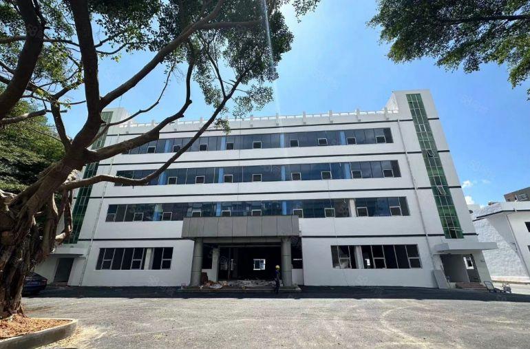 坂田地铁站一二楼85平150平300平带装修办公厂房仓库出租