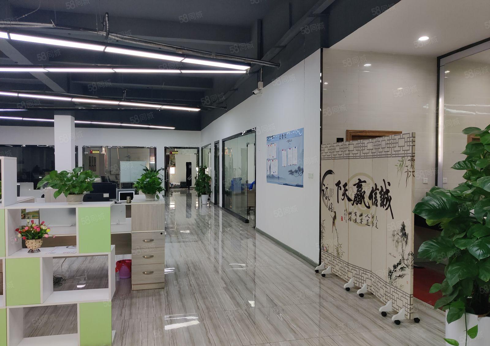 龙岗中心城楼上1200平精装修厂房出租500平可分租低价出租