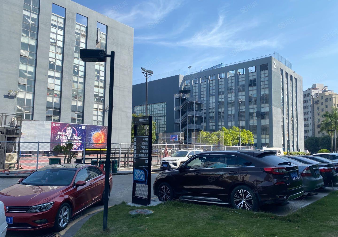 坂田岗头1000平厂房仓库出租可分租一半有简单装修地铁站