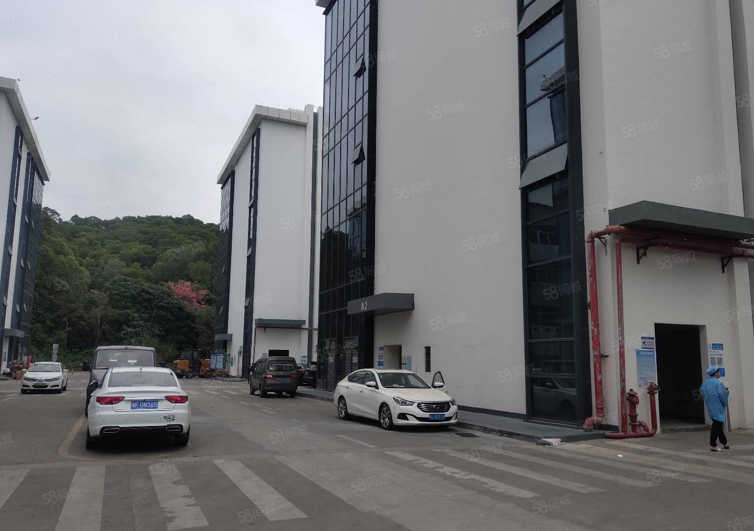 龙岗南联原房东工业园新出一楼二楼2156平厂房出租大小可分租