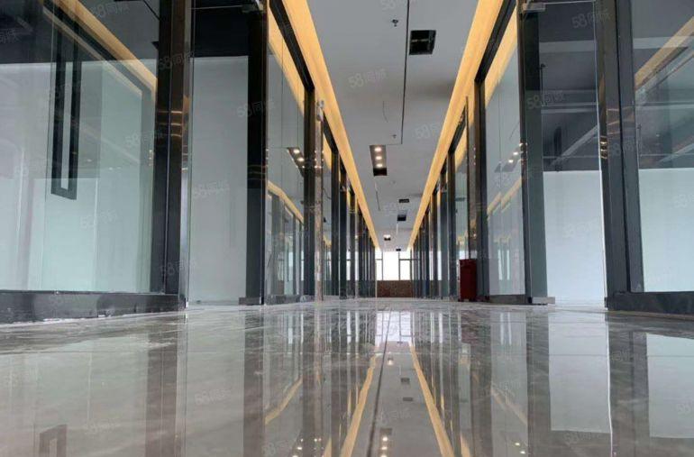 龙岗中心城近地铁口，高速口精装115平米厂房仓库办公室出租