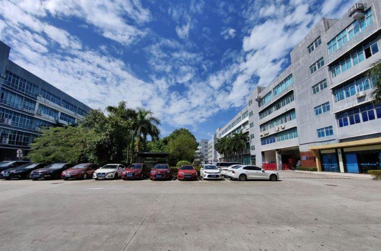 龙岗坪地原房东红本厂房出租楼上1000平带装修仓库出租可分租