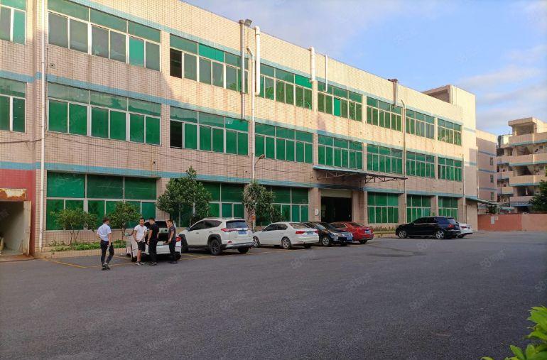 平湖独院新出一楼2200平方厂房仓库出租可分租形象好交通便利