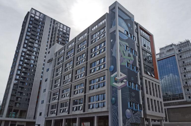 龙岗地铁口全新红本独栋厂房带露台6500平 开发商直租