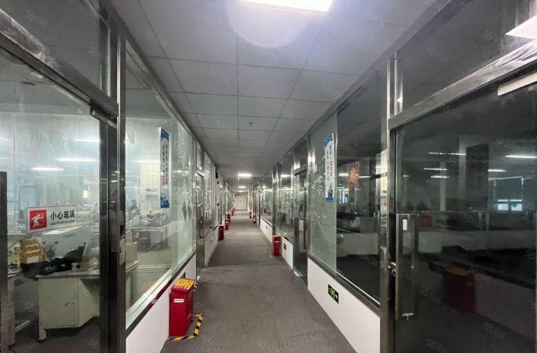 横岗六约北地铁口现成珠宝园出租，500平方起，总面积2000