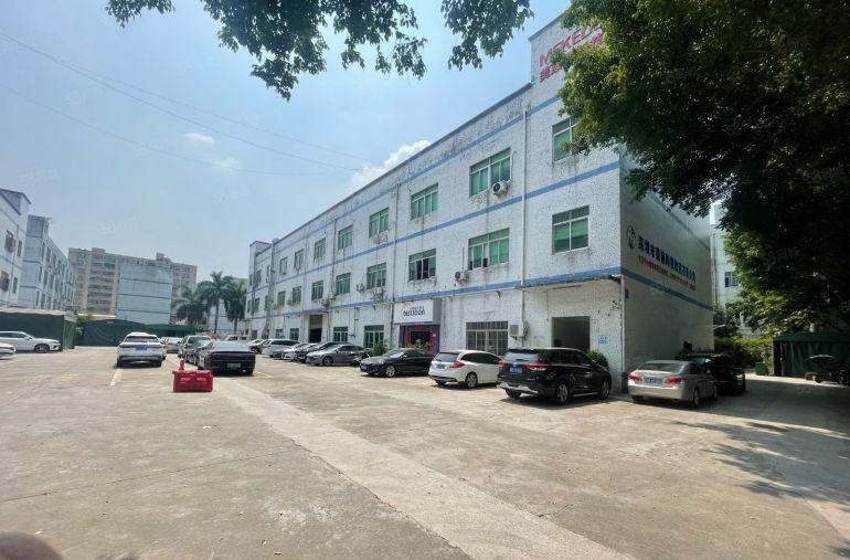 龙岗吉祥地铁站旁300平一1000平厂房出租带装修大小可分租