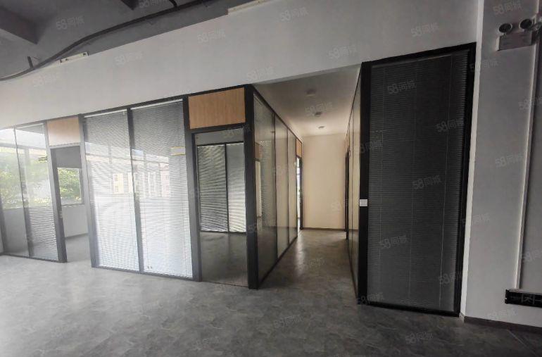 17元起租龙岗地铁口工业区新出一楼二楼1750平厂房出租分租