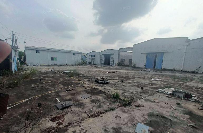 龙岗坪地钢构实际面积6000平报价14空地3000平可分租