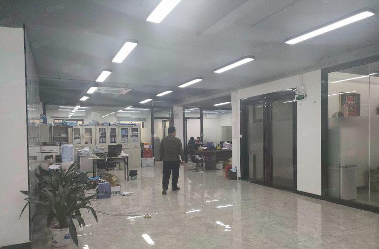龙岗中心城地铁站电商园办公室500平仓库厂房出租100精装