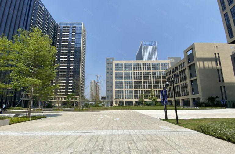 可分租坂田地铁口100平至3000平精装办公研发仓库厂房出租