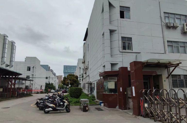 坪山大型工业园原房东精装修800平方厂房仓库办公超大空地出租