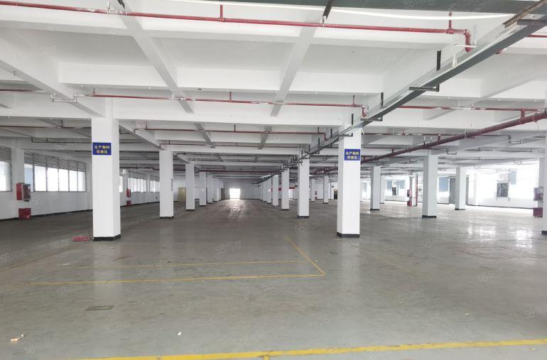 龙岗宝龙科技园原房东红本厂房4300平可分租近地铁口易招工