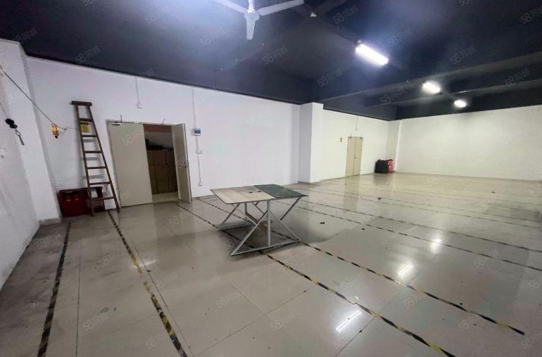 坂田杨美地铁口附近小面积厂房仓库出租，面积40至260平方！