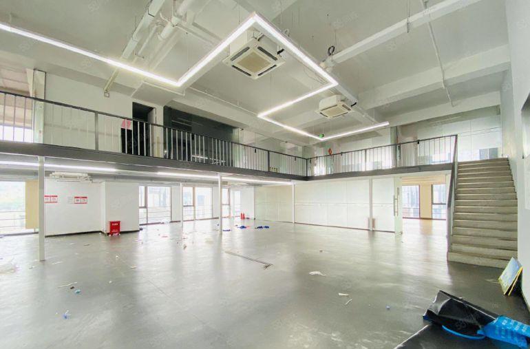 188平办公室 龙岗京基御景 地铁3号线13格局