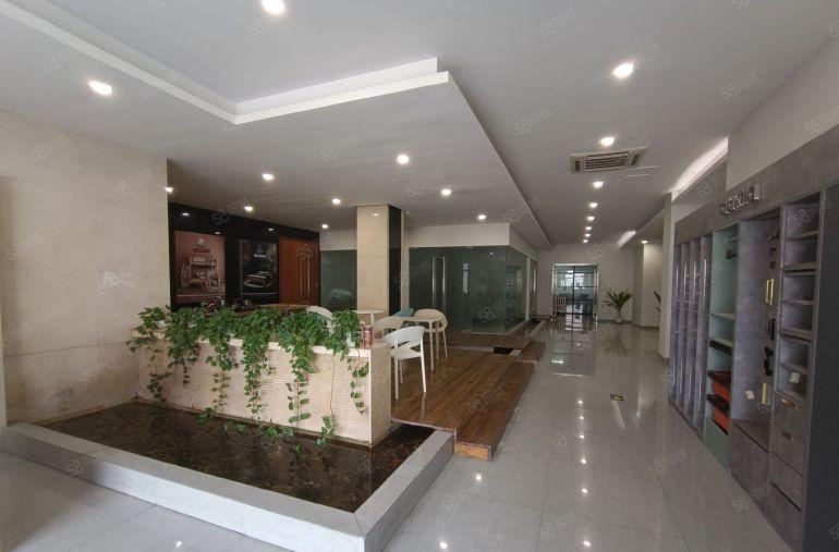 现成展厅龙岗中心城楼上1880精装修厂房仓库出租可分租