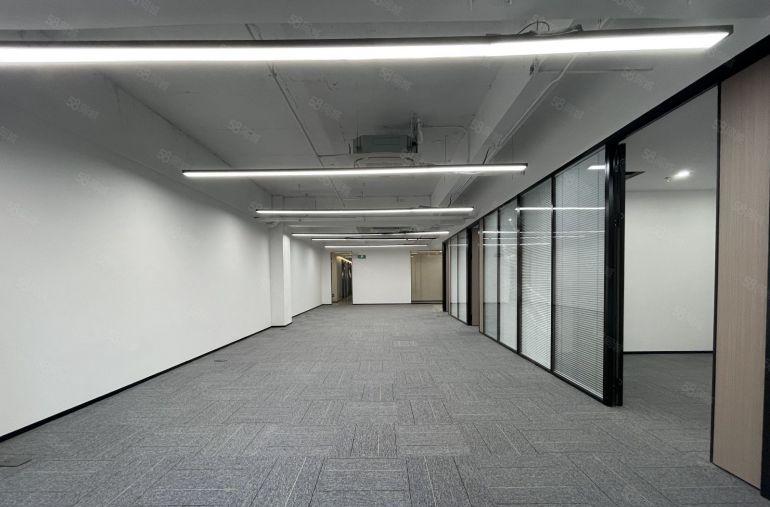 坂田岗头地铁口新出758平方带装修厂房仓库出租