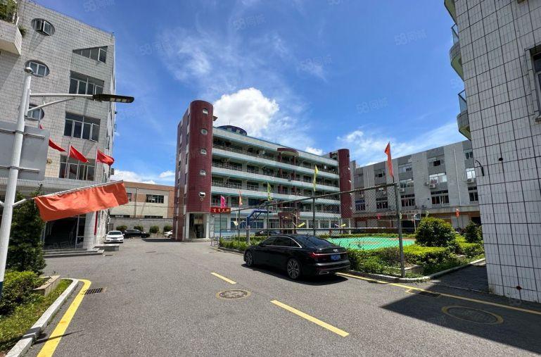 平湖上木古工业区20000平独院厂房200平分租出租带精装修