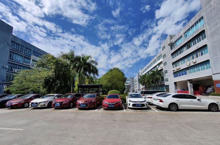 降价了龙岗宝龙地铁站原房东2000平方精装修厂房仓库低价出租