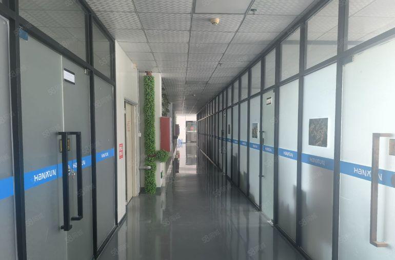 坪地红本原房东实际面积楼上1200平方厂房仓库出租带豪华装修