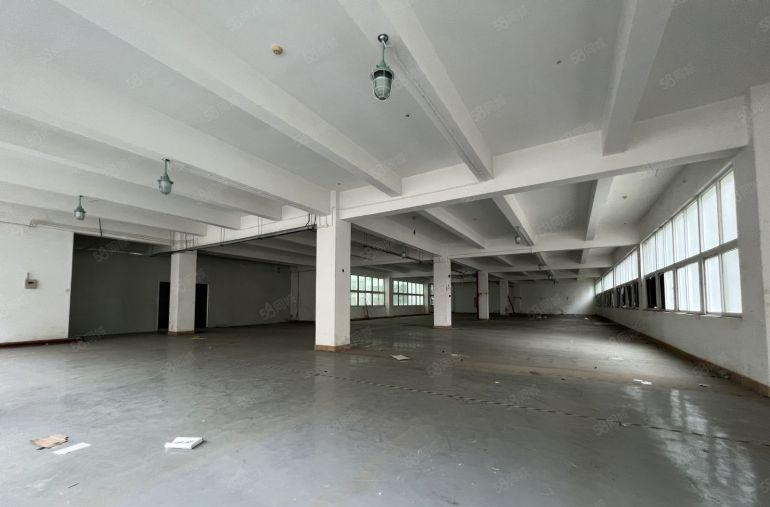 平湖华南城附近电商仓库1500平带现成精装修出租