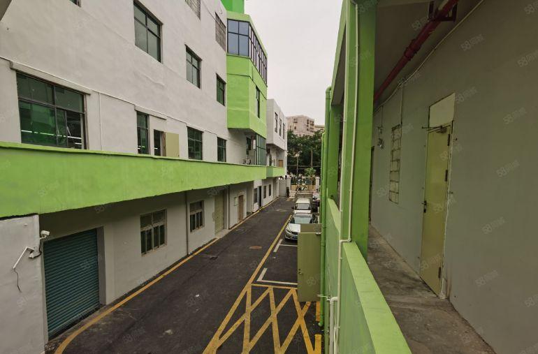 塘坑地铁站2400元厂房，带现成水电，适合珠宝加工