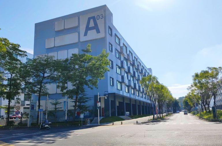 龙城广场地铁口电商园100平至800平方精装修办公室仓库分租