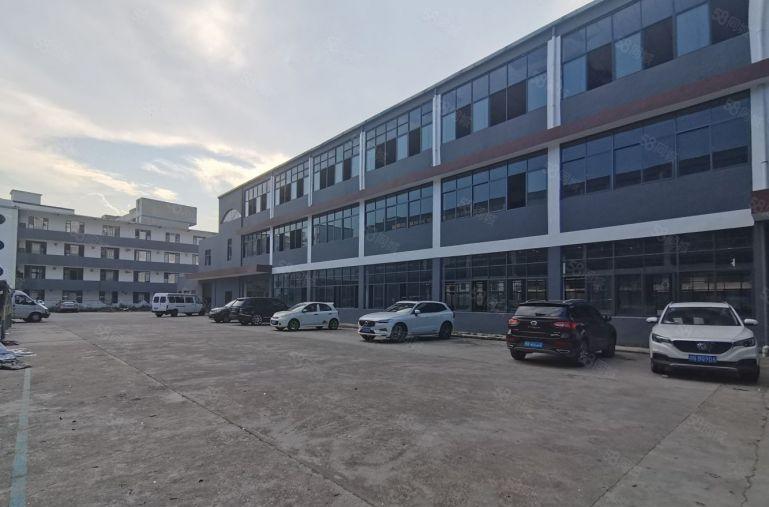 平湖鹅公岭工业区新出独院5000平厂房仓库出租500平起租