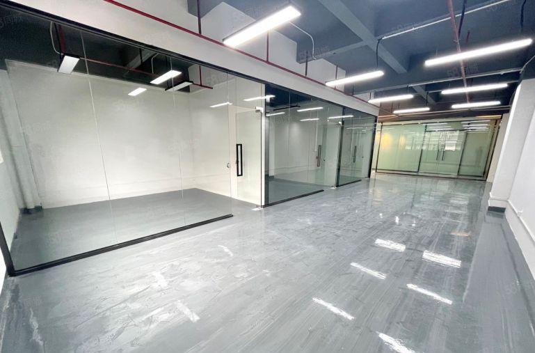 坂田电商园内办公室，仓库出租248平起现成装修