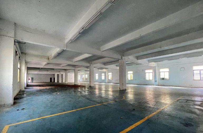 平湖华南城地铁口原房东100平1800平精装修厂房仓库出租