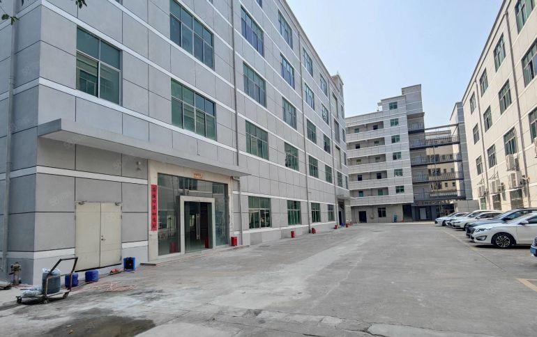 龙岗吉祥新出一楼1000平标准厂房仓库出租园区空地大可分租