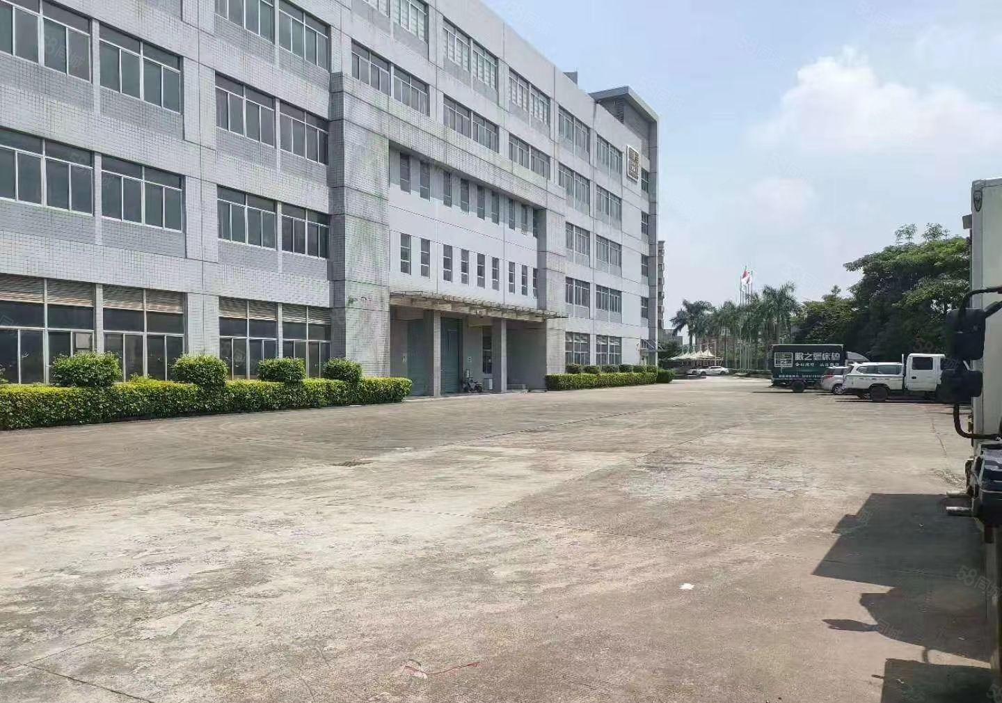 龙岗镇尤东工业区厂房二楼1250m2现成水电地板漆办公室