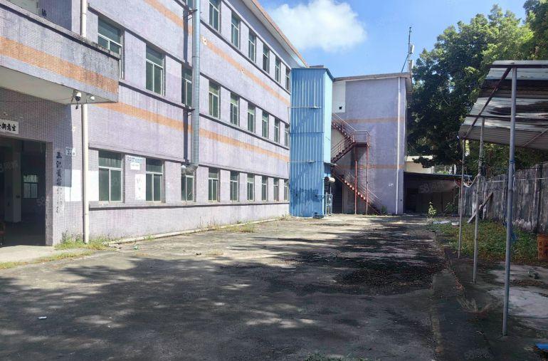 坪地六联地铁站口独门独院3500平米厂房整租