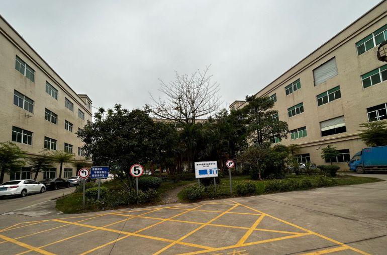 深圳龙岗中心城附近新出原房东独院6300平米厂房底价出租可分