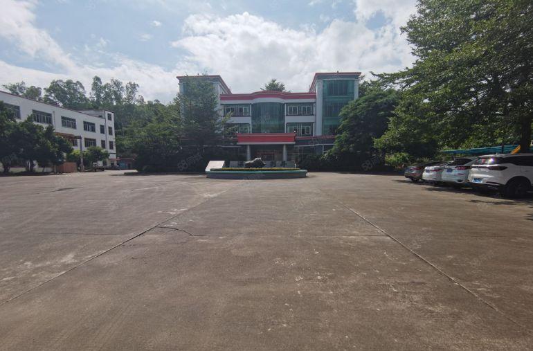 龙岗同乐红本独院厂房8000平方 空地超大合同8年可分租