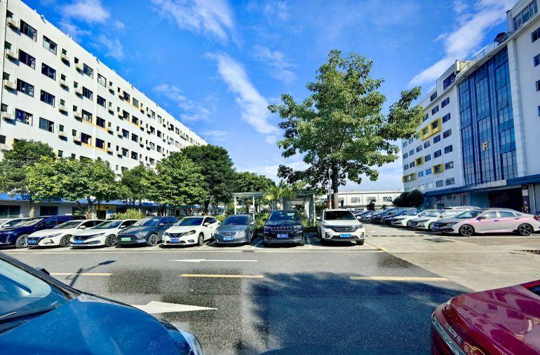 爱联地铁口附近电商园3楼500平方精装修办公室厂房仓库可分租