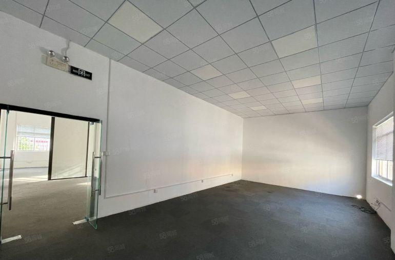 找我看所有房源，物流装柜场地一楼760楼，带4间办公室，