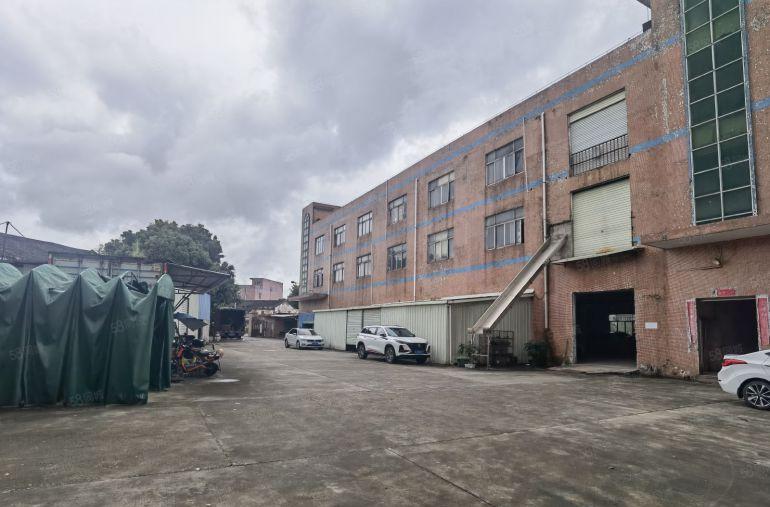 龙岗同乐地铁口原房东独院一楼1100平无公摊便宜出租