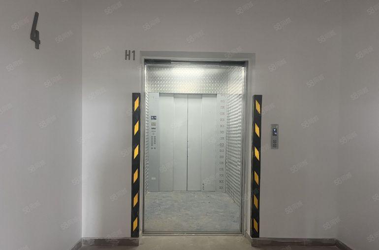 开发商实际面积出租，龙岗区园山新型生物医药厂房，带有废水排放