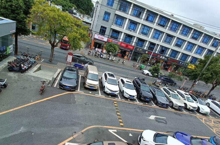 横岗塘坑地铁站160平米现成装修电商办公室仓库