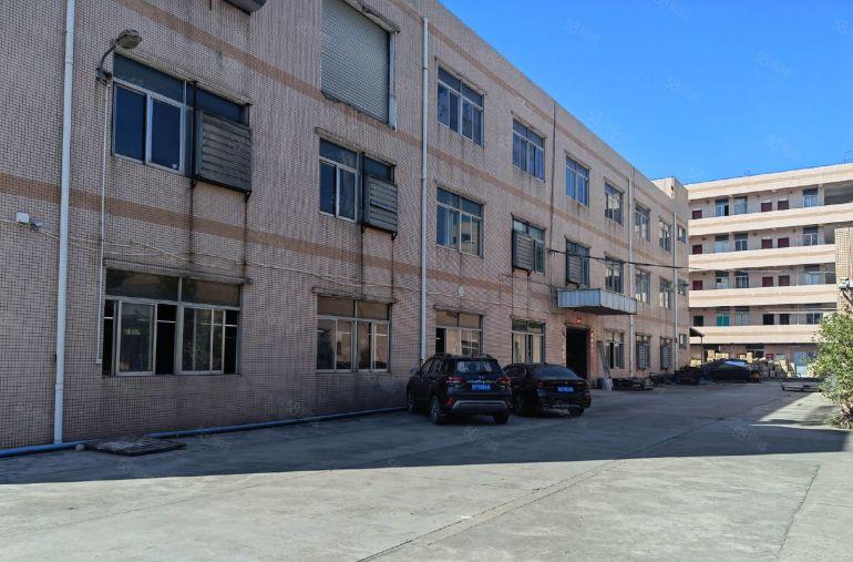 横岗新出独院6000平原房东厂房仓库出租分租能办环评交通方便