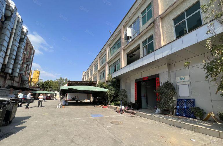 17元租横岗独院6500平一楼1500平分租现成办公室空地大