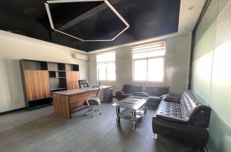 横岗地铁口原房东厂房电商仓库办公500平方现成精装修拎包入驻