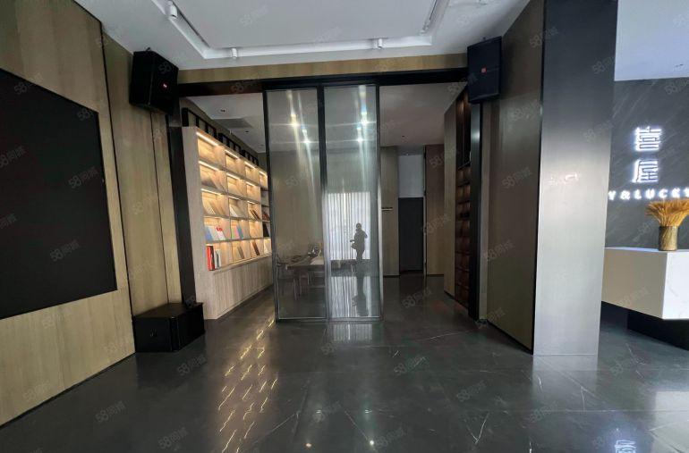 横岗永湖地铁口原房东电商仓库680平方厂房出租带精装修办公室