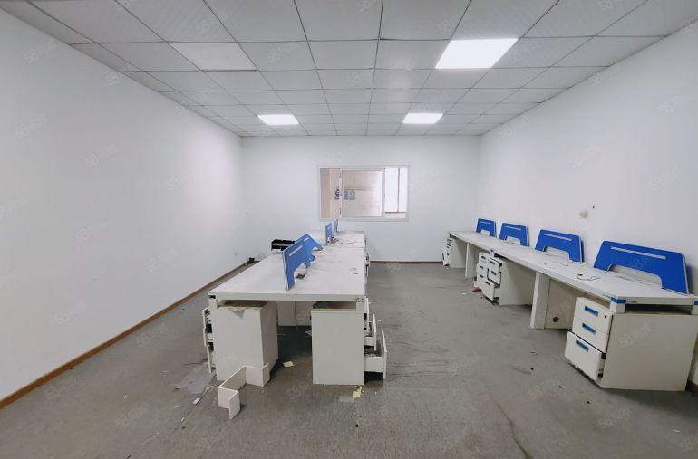 精装修龙岗龙东工业园新出1500平厂房仓库出租可分租交通便利