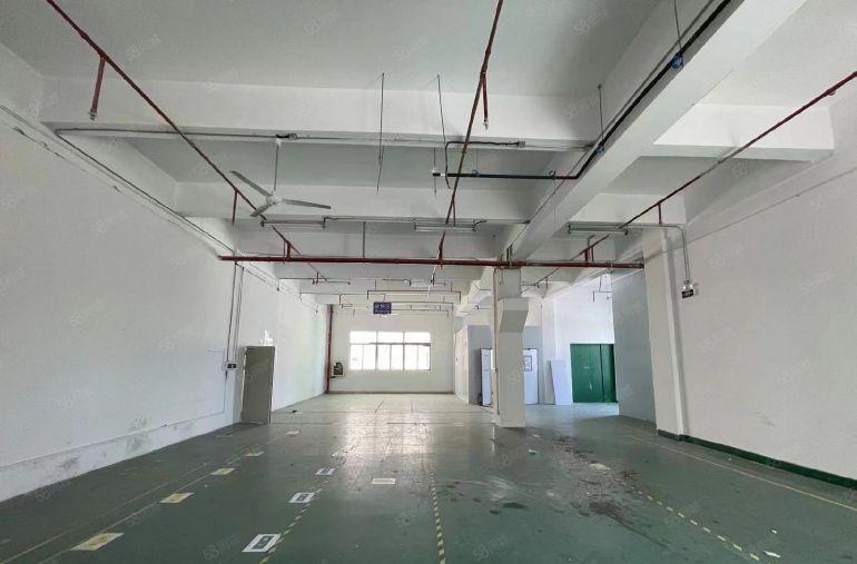 龙岗区坪地街道工业区2楼500平标准厂房低价出租带装修可分租